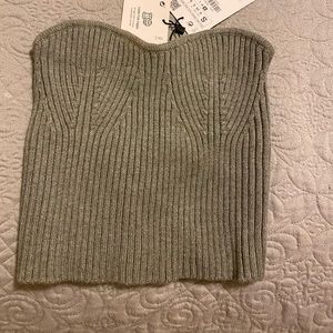 Zara size small olive green women’s nitted top